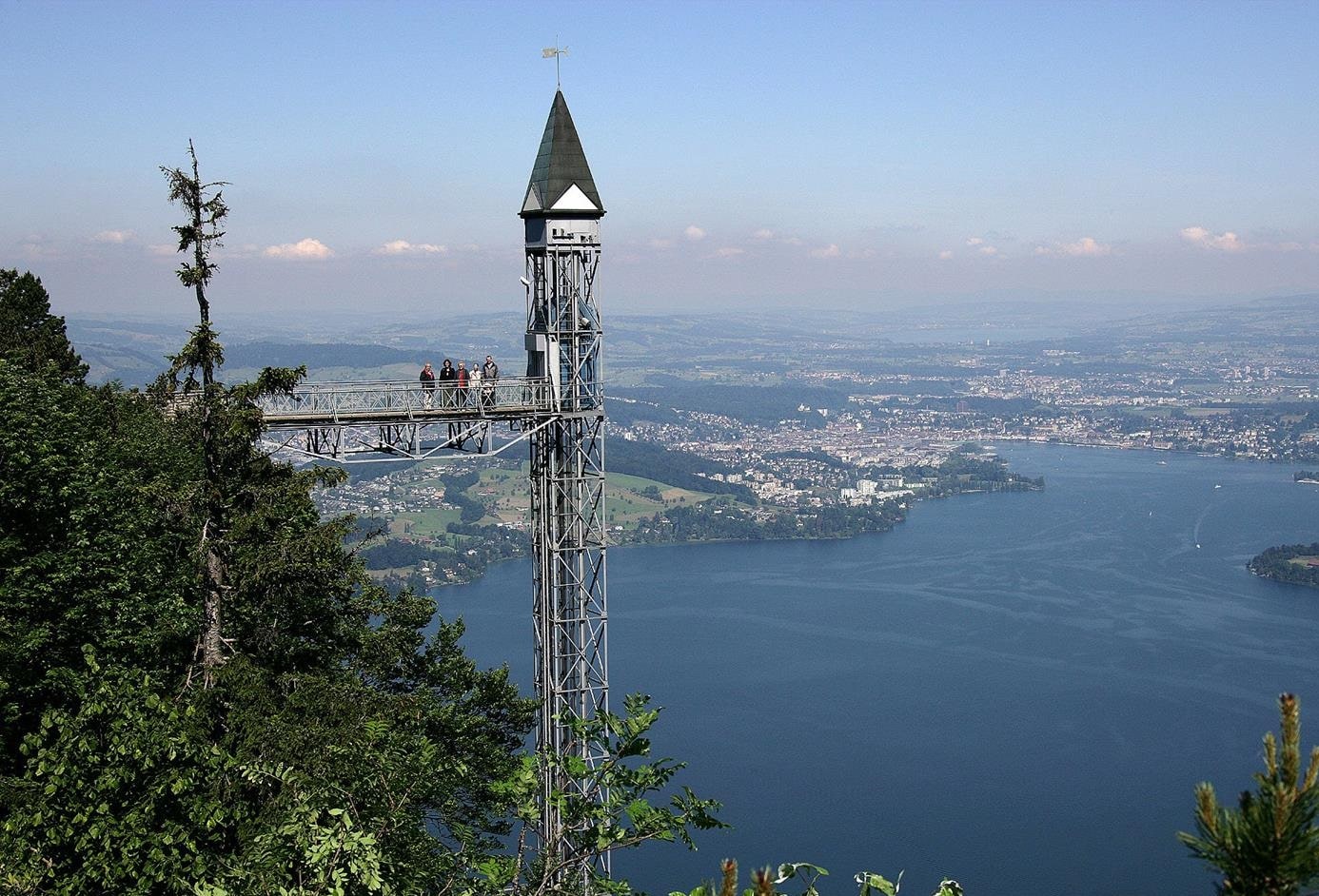 آسانسور مرتفع و عجیب Hammetschwand در سوئیس